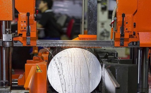 平武立式金属带锯床切削出现跑带故障解决方法! 平武立式金属带锯床切削出现跑带故障解决方法!